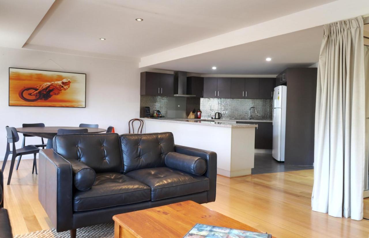 Fiveways Balcony, King Bed, Chef'S Kitchen Διαμέρισμα Φρίμαντλ Εξωτερικό φωτογραφία