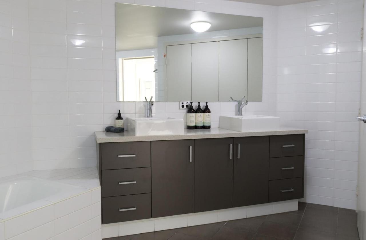 Fiveways Balcony, King Bed, Chef'S Kitchen Διαμέρισμα Φρίμαντλ Εξωτερικό φωτογραφία